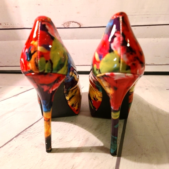 STEVE MADDEN "NALA" PLATFORM HEELS - Picture 4 of 9